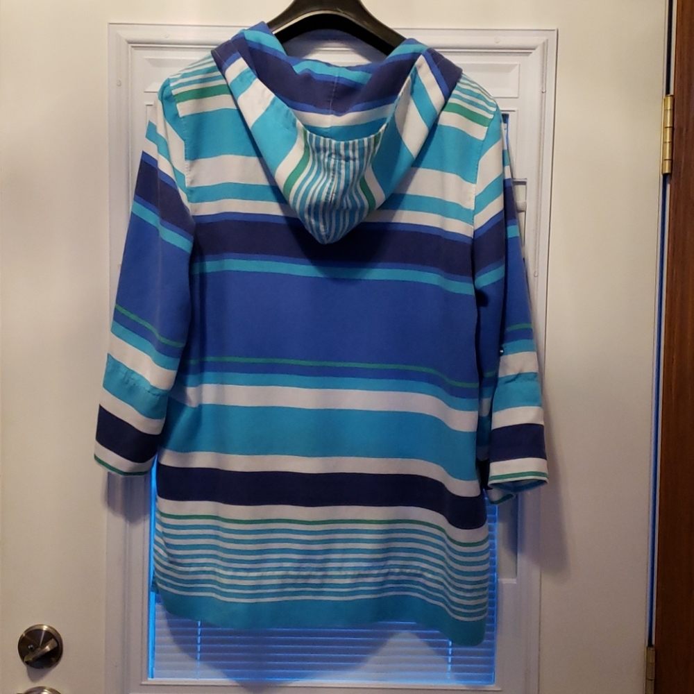 Hooded shirt - Picture 3 of 6